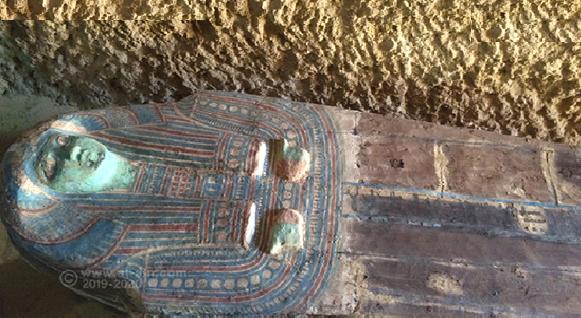 اكتشاف مقبرة مزدوجة تعود للأسرة الـ5 في مصر P_1324fxds41