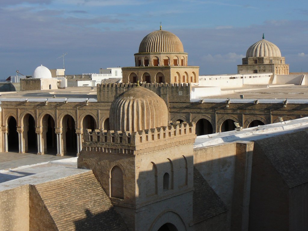 أقدم 10 مساجد في التاريخ P_1398ic7nd4